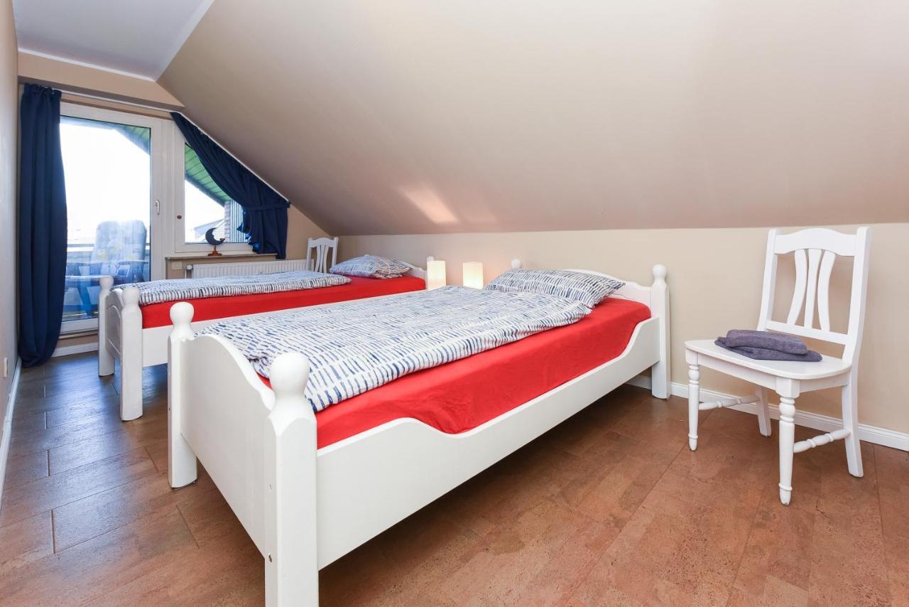Ferienwohnung Haus Heimathafen Езенс Екстер'єр фото