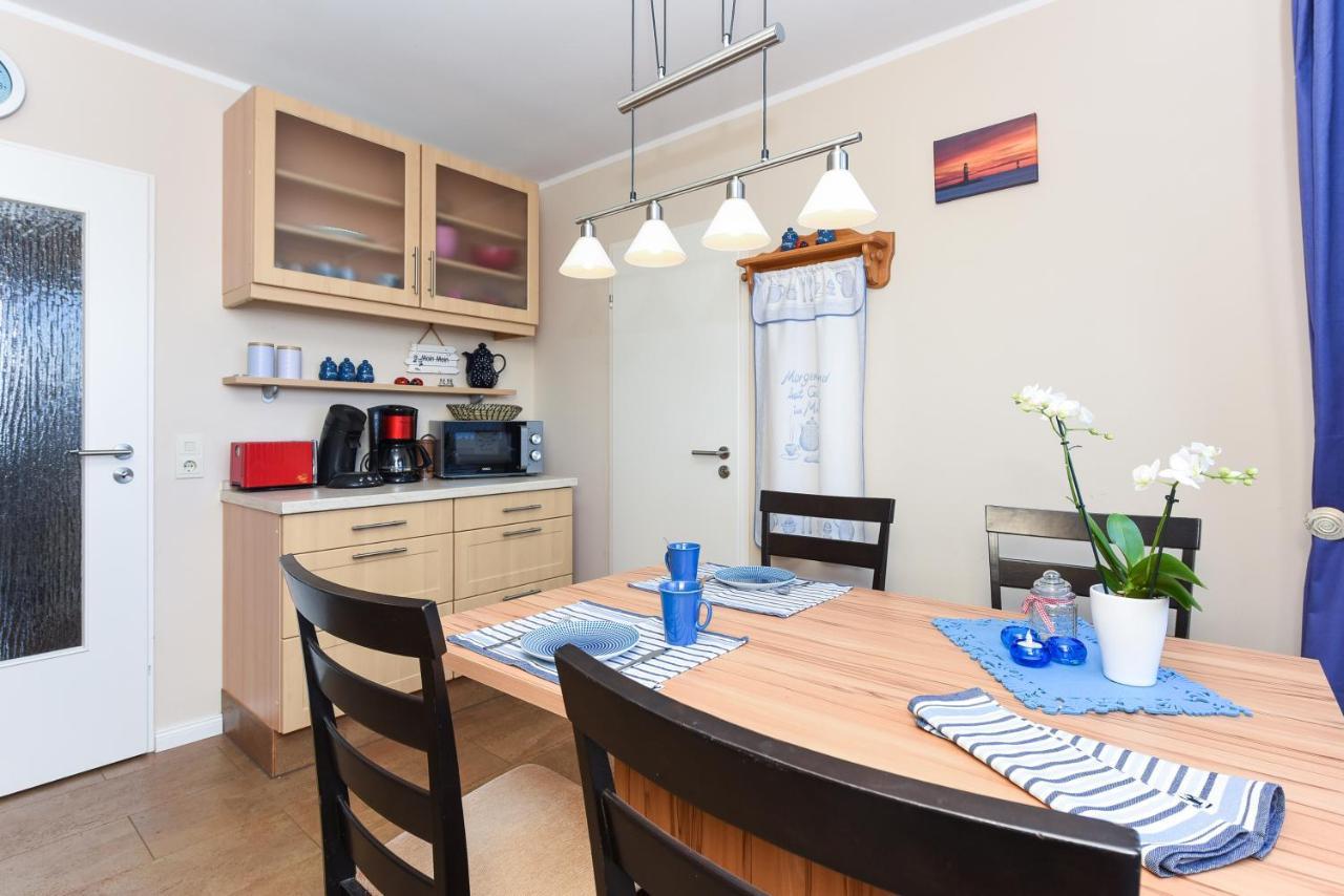 Ferienwohnung Haus Heimathafen Езенс Екстер'єр фото